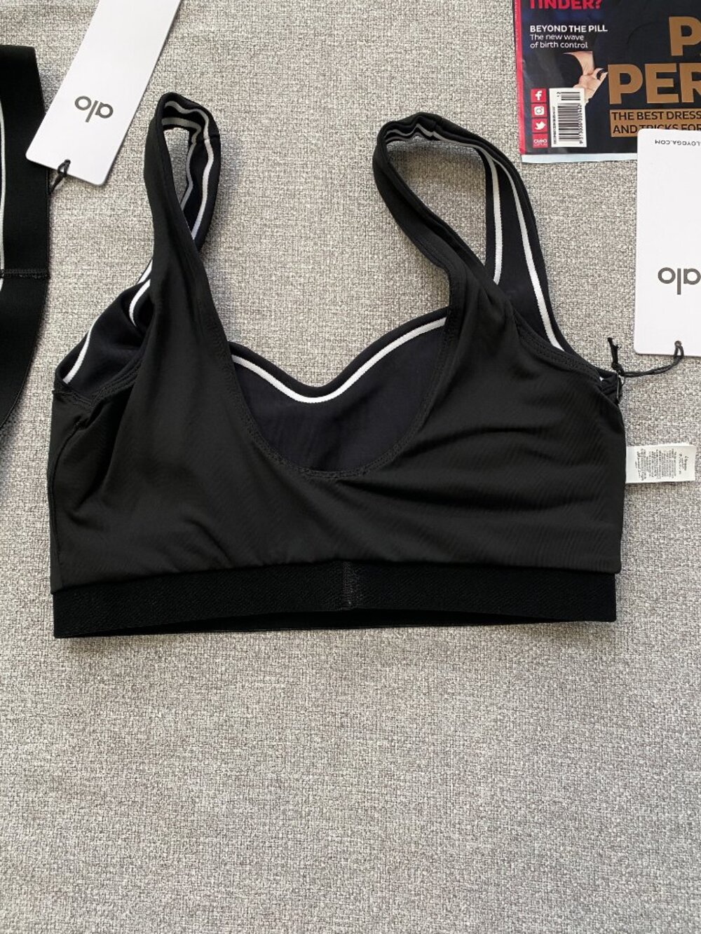 NWT Black ALO Heart Throb Matching Set ❤️ Airbrush Legging and Bra😍On-Trend - Picture 5 of 10